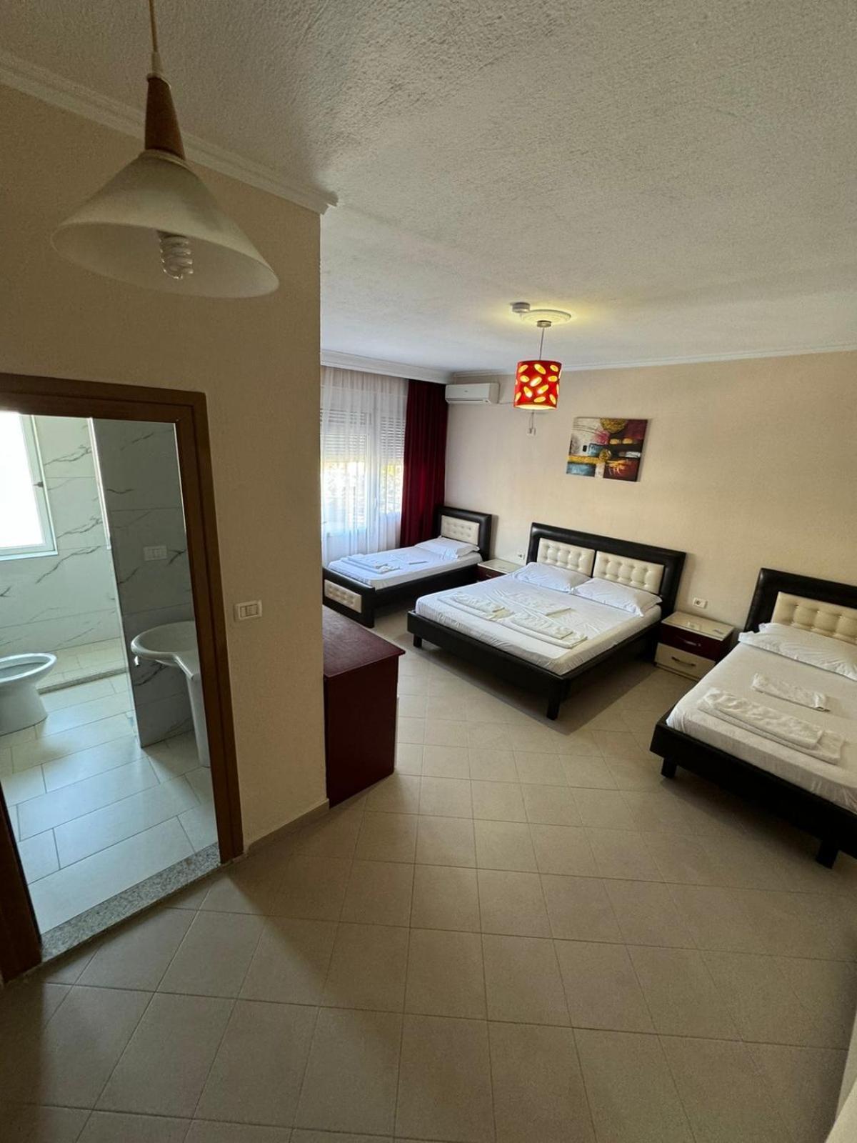 Hotel Freskia Gjirokastër Extérieur photo