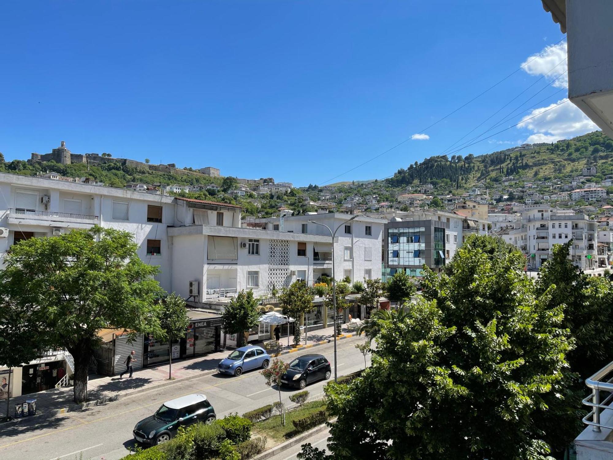 Hotel Freskia Gjirokastër Extérieur photo